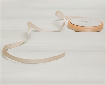 Лента атласная, 10 мм, светло-персиковая, 45 м У0505005-Б - фото 8954