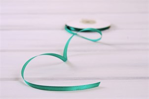Лента атласная, 6 мм, изумрудная, 22 м У0520006-Б22