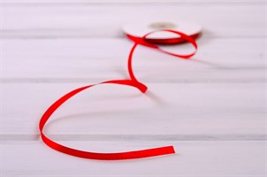 Лента атласная, 6 мм, красная, 27 м У0520008-Б