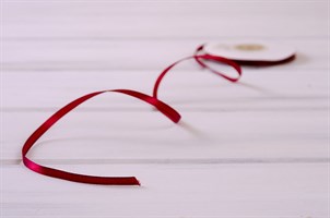 Лента атласная, 6 мм, бордовая, 1 м У0520023