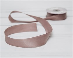 Лента атласная, 24 мм, светлый мокко, 27 м У0510047-Б