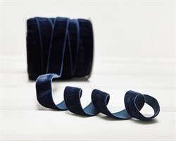 Лента бархатная эластичная, 20 мм, темно-синяя, 1 м У0513010